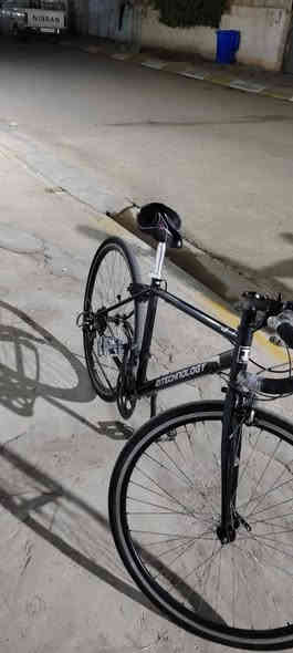 السلام عليكم اخوان بايسكل للبيع
نوعه C700 بعده جديد 

لون اسود 🖤

تخم تواير بعده نضيفه ☑️

ماشي 5000K 😅

الشراي يتصل ع الرقم او واتساب 

*********** رقم صاحب الدراجه 

(مكلف بالنشر) 
شكرا للجميع 
ادمن🤍
