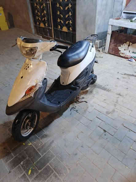 دراجه رمبه لبيع سعر 400 بيه مجال ركز رمبه رمبه لا طلبي وتكلي شبيه***********
