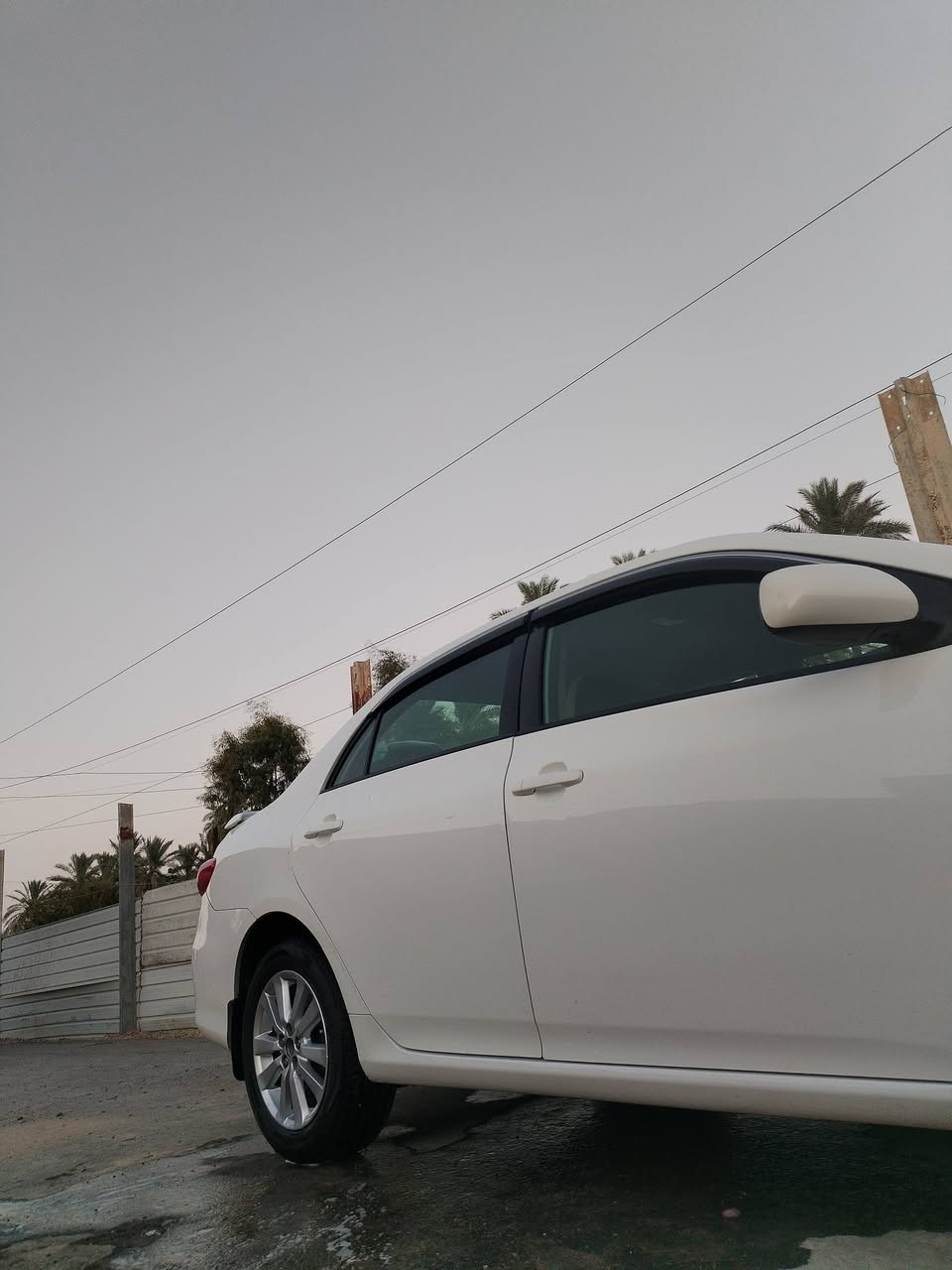 السلام عليكم... كورلا ١١ امريكي محرك ١٨٠٠ حادثها جاملغ خلفي بدون صبغ فقط راجع بارد مكفوله من الصبغ
رقم انبار بإسمي تحويل مباشر  السعر 128
للإستفسار ***********
