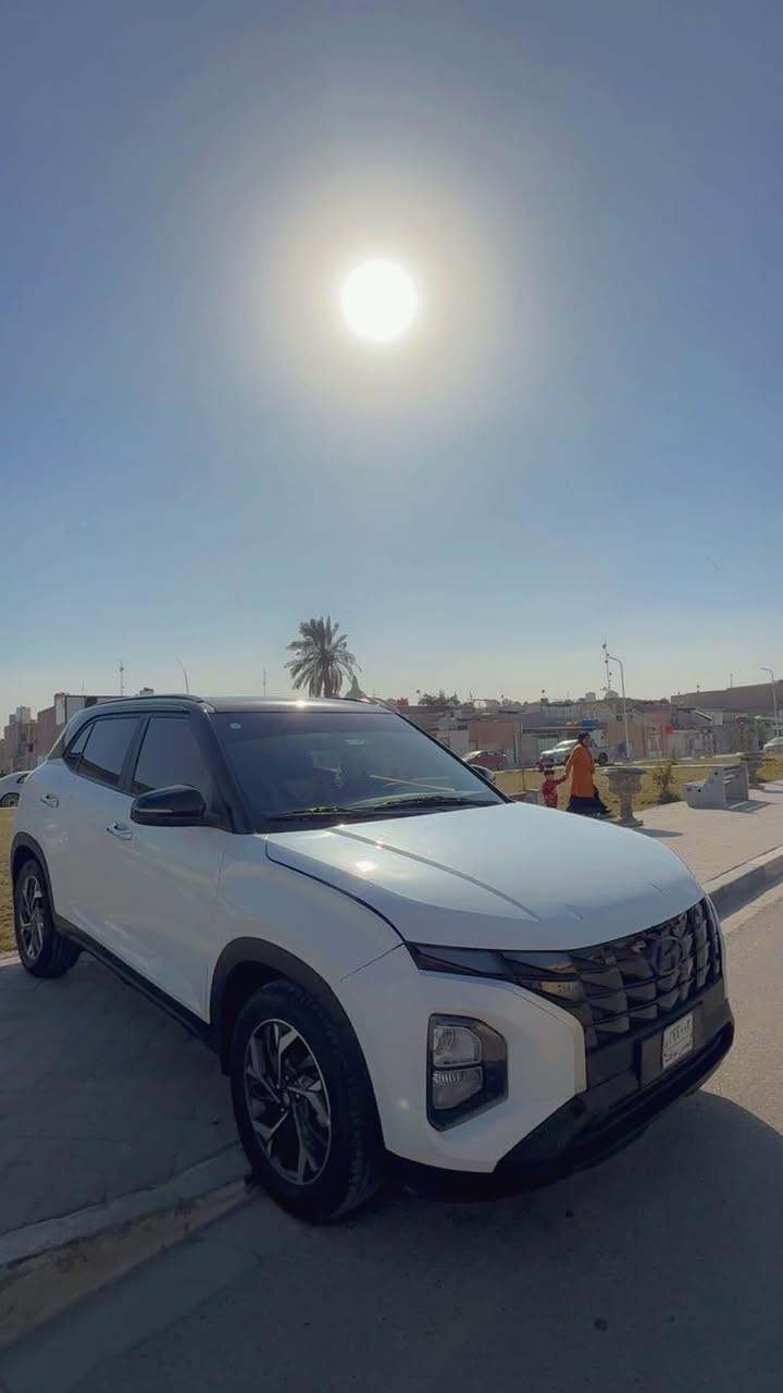 السلام عليكم ورحمة الله وبركاته 
كريتا 2025 
سيارة زيرو 
وفول مواصفات 1/1
7 وضعيها قيادة حتى جبلي
سيارة ماشية 8 الف فقط
بيوم الي طلعت من الشركة بيومين 
رجعت عليها سيارة مثل ما واضح بالصورة رصعات بالبند 
بسبب حزام الامان ضرب الايرباك
لكن بشرط دون اي ضرر داخليّ
رقمها باقي فقط ع الصك تدفع بسمك مباشر
سيارة سعرها بلاش ماكو هيج سعر 
159 وبيها مجال بسيط 
*********** البصرة, العراق
