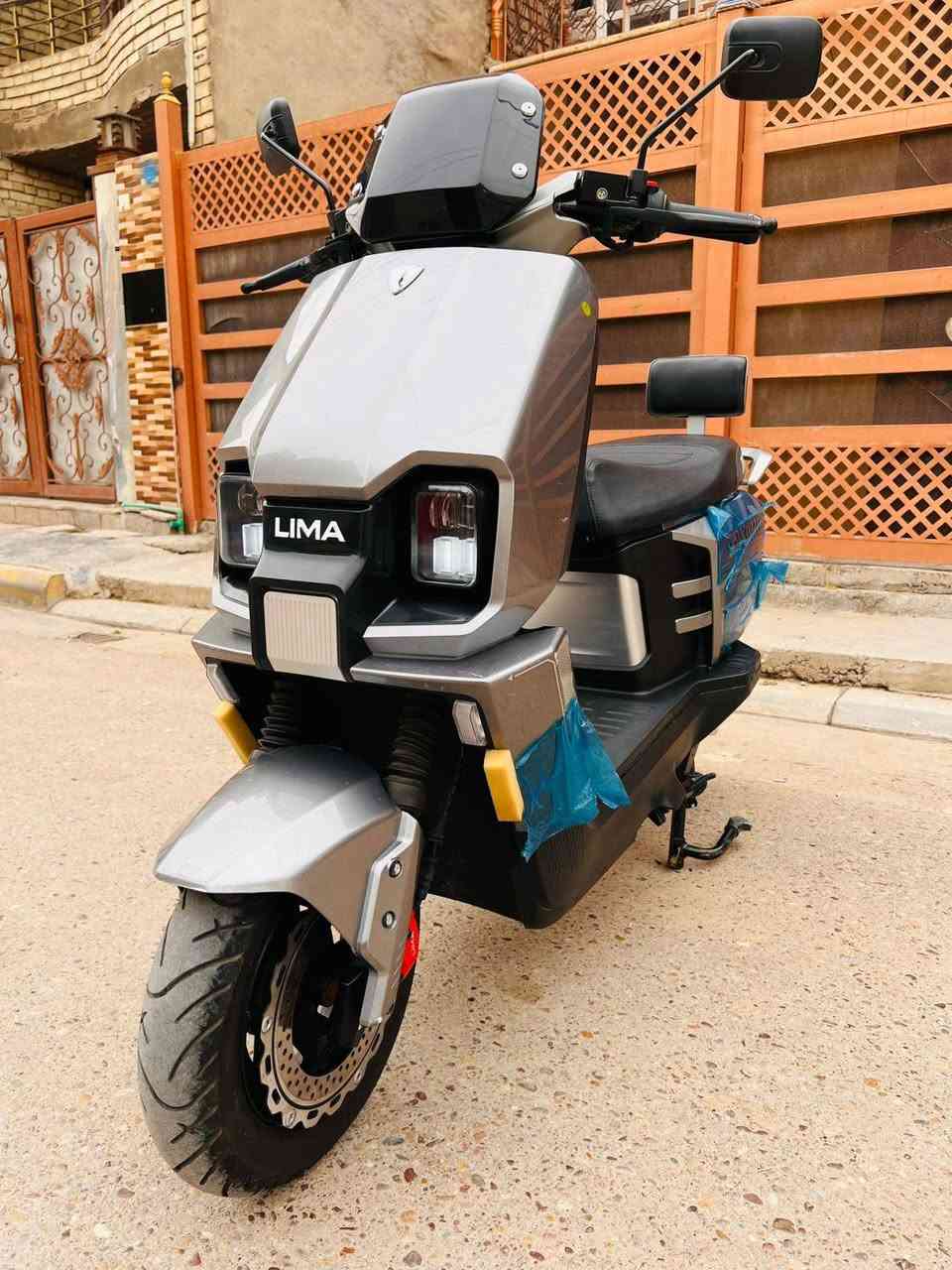 سلام عليكم دراجه شحن ليما 2026بطاريات 6كبار مسطره مكفوله كفاله عامه 3سرع السعر 850وبيها مجال مكاني بغداد الزعفرانيه ***********
