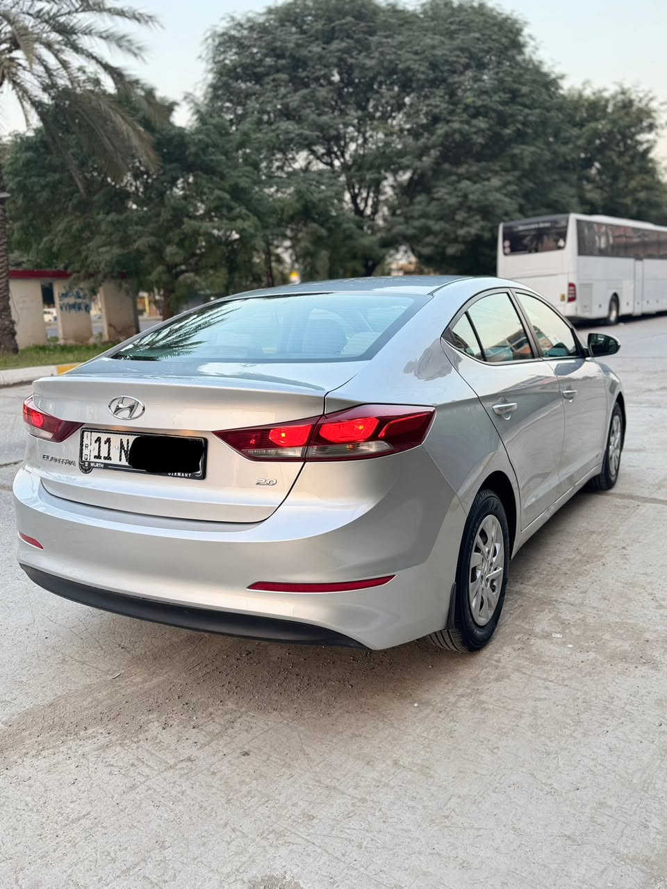 هونداي النترا خليجي
موديل 2017
مكينه ٢٠٠٠
رقم بغداد 
السياره ماشيه 138 الف كيلو 
قطعتين تبريد 
ماعده الدعاميات والدوسه الايمن صبغ الباقي كفاله
السونار ///// بالمنشور 
السعر ب135 ورقه وبي مجال حك الجيه 
العنوان :بغداد حي العدل
رقم الهاتف :***********
