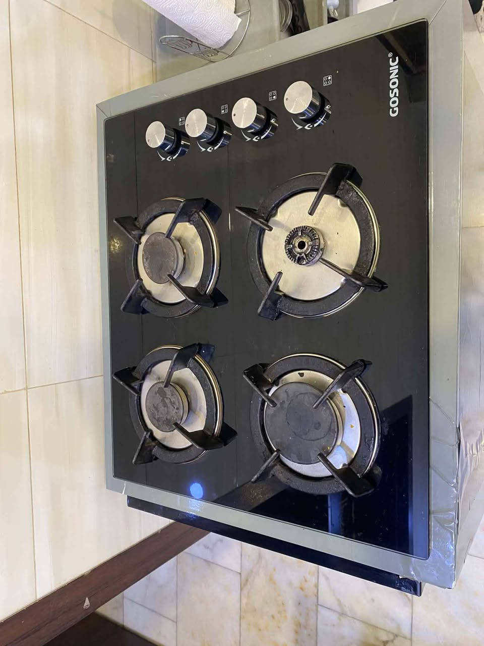 طباخ منضدي مع كاونتر للبيع نظيف جدا ١٣٠ عنوان حي تونس *********** بغداد, العراق
