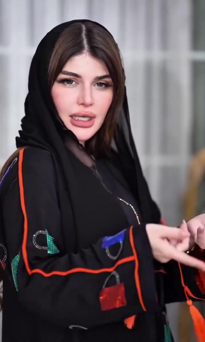 توصيل /مجاني....... السعر 45 الف
ملاحظه /متوفر مقاطع فيديو للمنتج في قناة القفاطين
بشت موديل أماراتي❤️  ✨الأقماش حرير أماراتي الأصلي  🪄الشغل ستراس حراراي  🎗️مڪون من 3️⃣ قطع  ⤶عباية الاقماش حرير أماراتي الأصلي 💯 ⤶فستان داخلي الاقماش زوم الأصلي 💯 ⤶شال    #قفل


**إذا كنت صاحب هذا الإعلان وتريد حذفه لأي سبب، رجاءا أرسل رسالة إلى الدعم الفني**