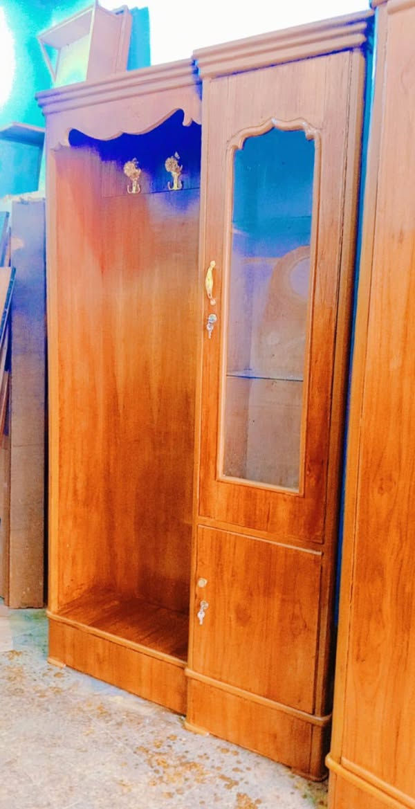 سلام عليكم  غرفه 5 ابواب صاج تزكام درجى اولى نضافته 95 بلميه للبيع او المراوس سعره 500العنوان النجف شارع المدينه يوجد خدمة توصيل


**إذا كنت صاحب هذا الإعلان وتريد حذفه لأي سبب، رجاءا أرسل رسالة إلى الدعم الفني**