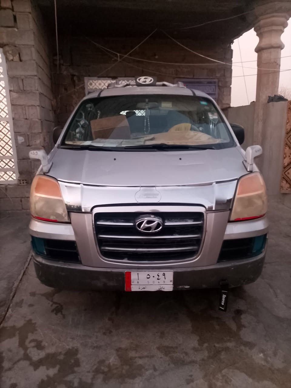 السلام عليكم ستاركس للبيع بيها خطين داخل الفلوجه بيع مع الخطوط موديل 2005  للاستفسار اكثر اتصل  عل الارقام ***********/***********
