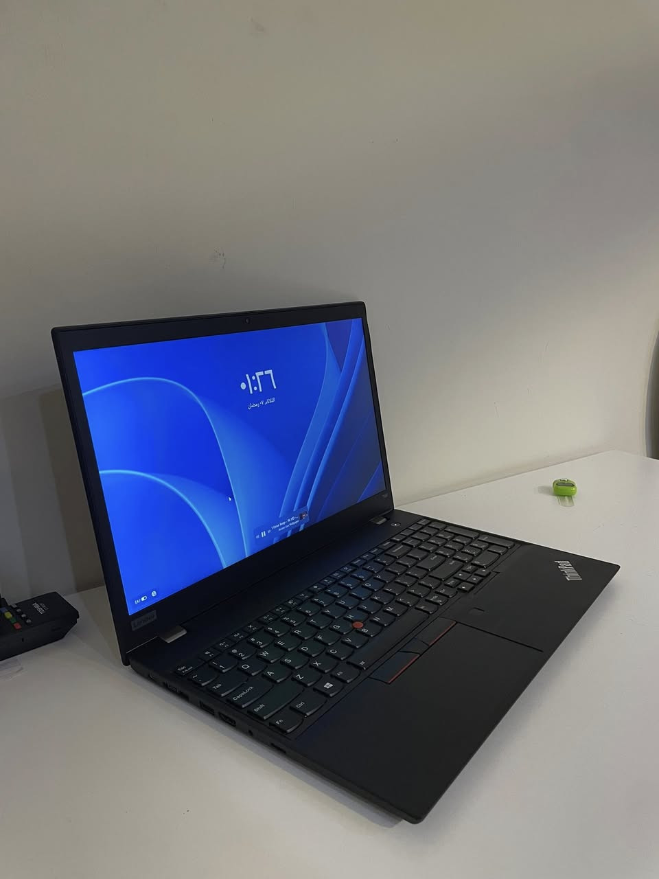 السلام عليكم لابتوب لينوفو للبيع
المعالج: intel(R)Core(TM)i5-8365U
الرام:DDR4 16
التخزين:256SDD
حجم شاشته:15.6
مثبت عليه ويندوز برو الاصلي  وشاحنته موجوده الاصليه تايبسي 65Wشحن سريع كلش نظيف استخدام شخصي 
السعر 325الف
واتساب ***********
