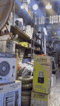 محل انشائيه للبيع تطلوعه هوه والغراض شغال في حي ميسان شارع الكيات قرب مجمع الشمس ***********
