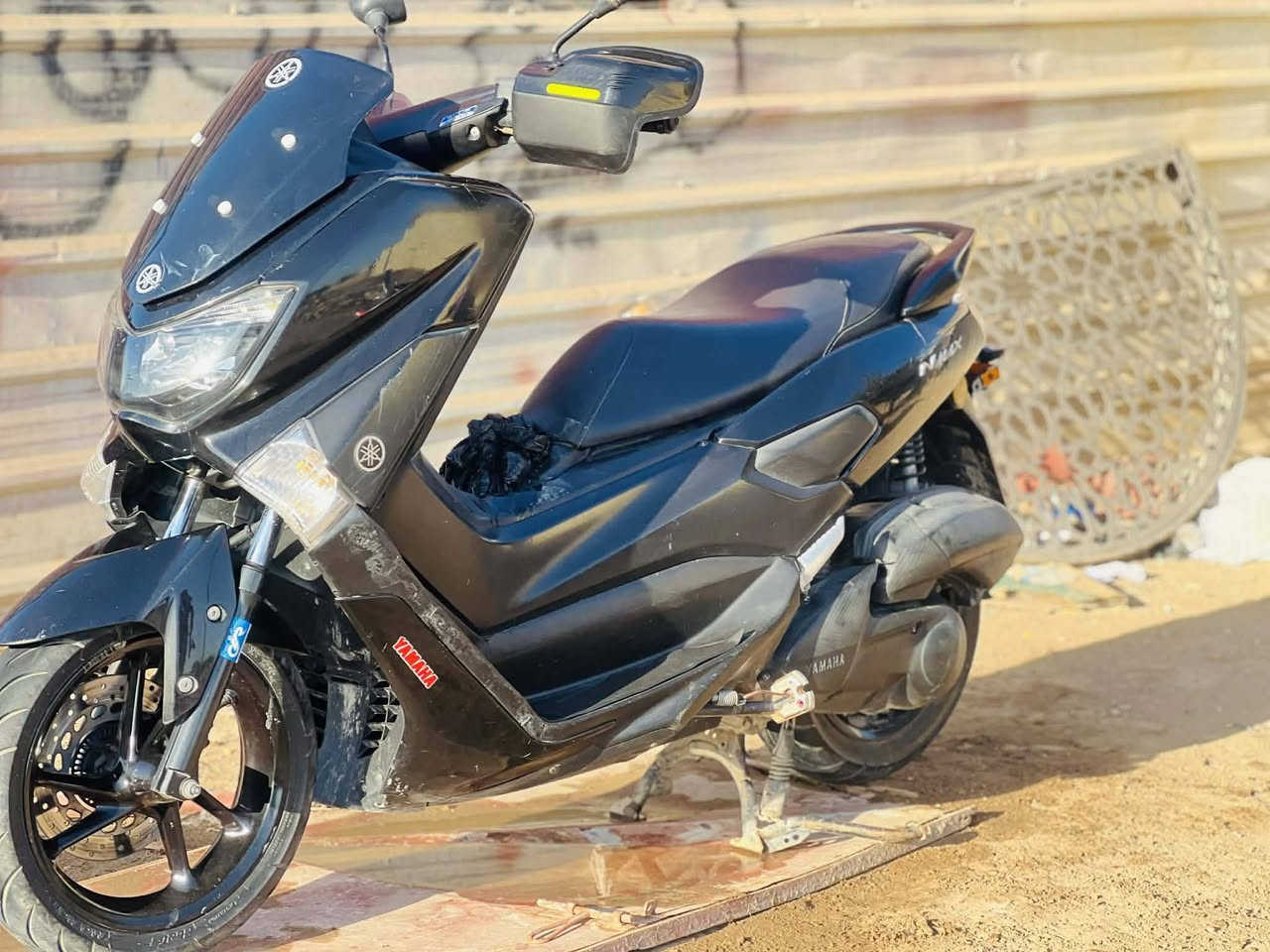 سلام عليكم دراجه ان ماكس ياباني كله شغاله مانع نزلاق نضام مانع نزلاق دراجه حلوه وسريعه مكاني الدوانيه قضاء عفك السعر 1700 الاتصال على رقم ***********
