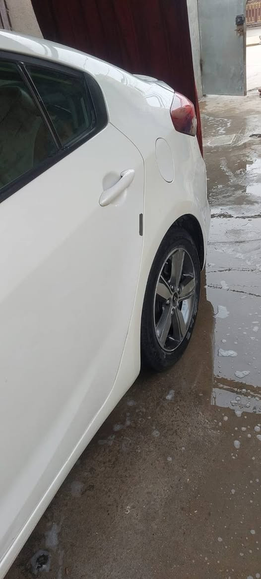 سياره فورتي ٢٠١٨ أمريكي حادث بس دعمايه فقط سياره جاهزه مرتبه السعر ١٣٠ مجال حق الجيه المكان المحمودية ***********
