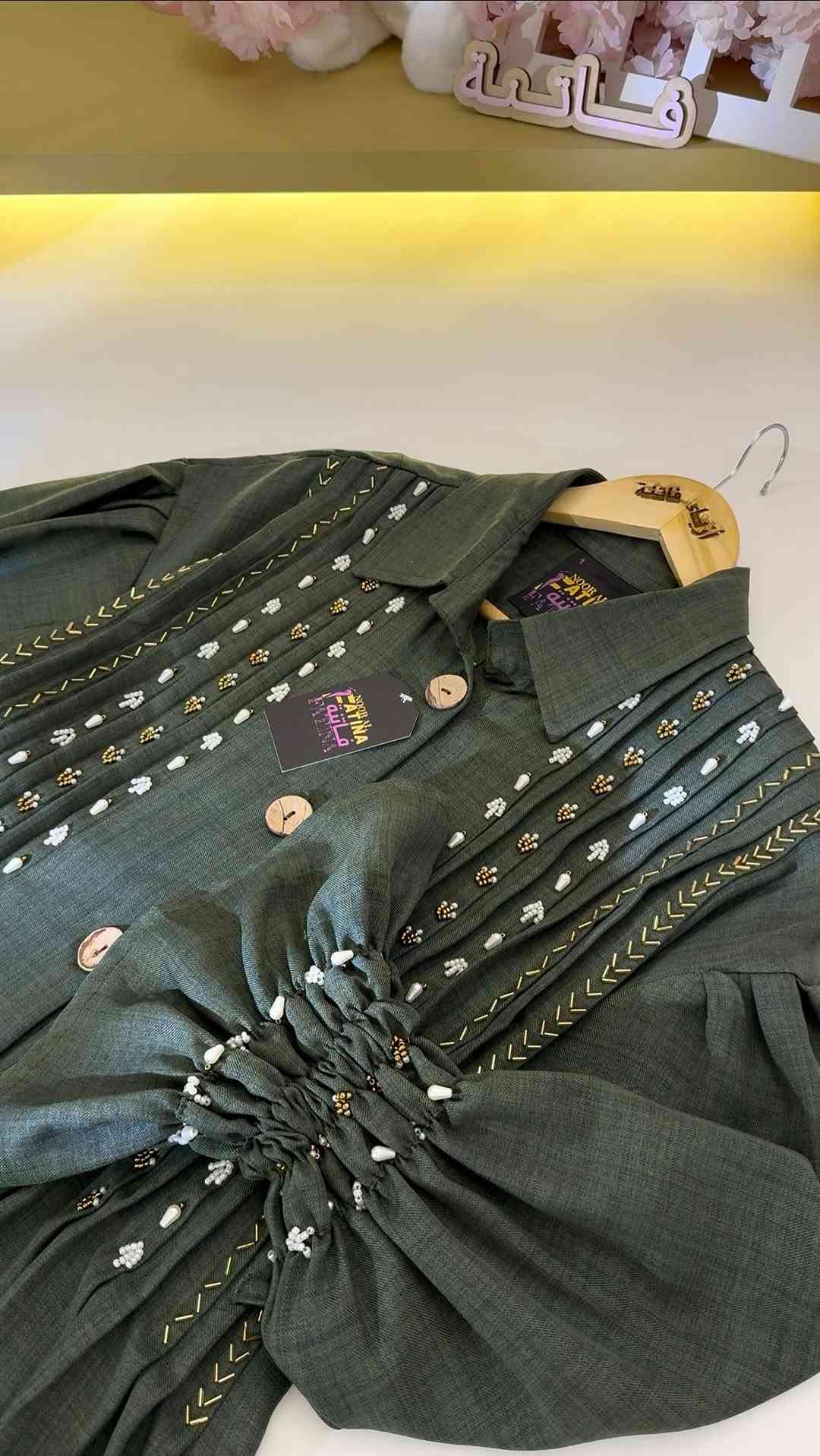 صباح الخير والعافية صباحكم رضى وسعادة صباح الارزاق الوفيرة علينا و عـــلــيــــڪـم ان شــــــاء الله 
___________________________ 
الفديو التفصيلي للنفنوف الجديد  الي وصل البارحة 
القياسات والخامة والطول ڪـُـلها مكتوبة بالفديو 
ســــعــر الفـــستان بـــ 60 الفــــﮯ 
للحجز والاستفسار المراسلة ؏ــلى الواتساب :- ***********  او ؏ الرقم الثاني *********** 
#ازياء_فاتنة

