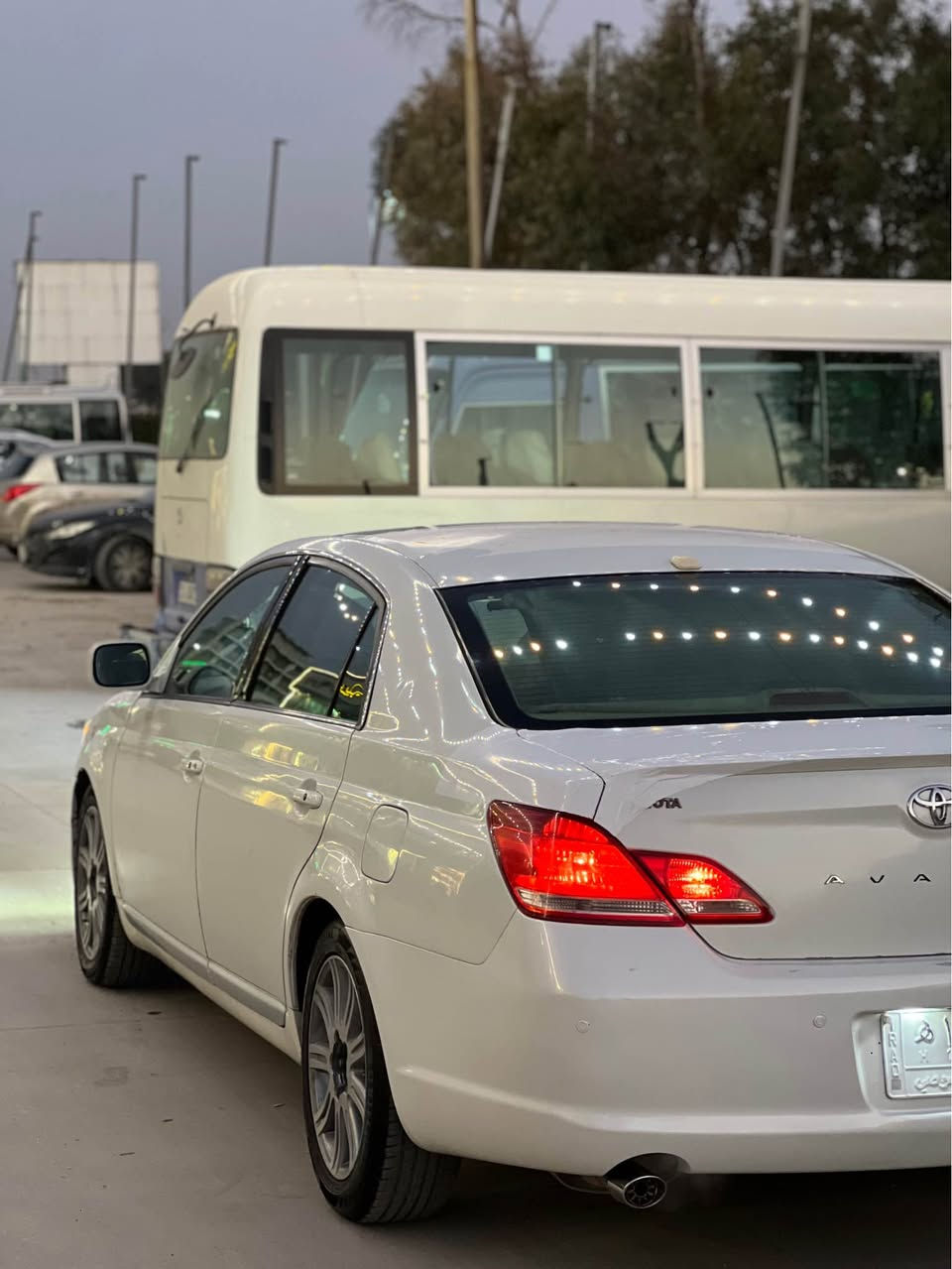 Dwbau*********** Singapore
