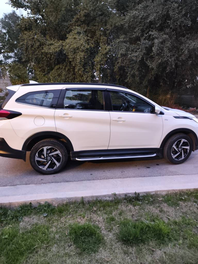 السلام عليكم 
تيوتا راش موديل19 خليجي كفاله عامه حتى الدعاميات محرك 1600 جدا اقتصادية وعائلية 7 راكب والسيارة بحالة الوكالة رقم اربيل غير منتهية تحويل فقط السعر 163
مكاني بغداد بغداد, العراق


**إذا كنت صاحب هذا الإعلان وتريد حذفه لأي سبب، رجاءا أرسل رسالة إلى الدعم الفني**