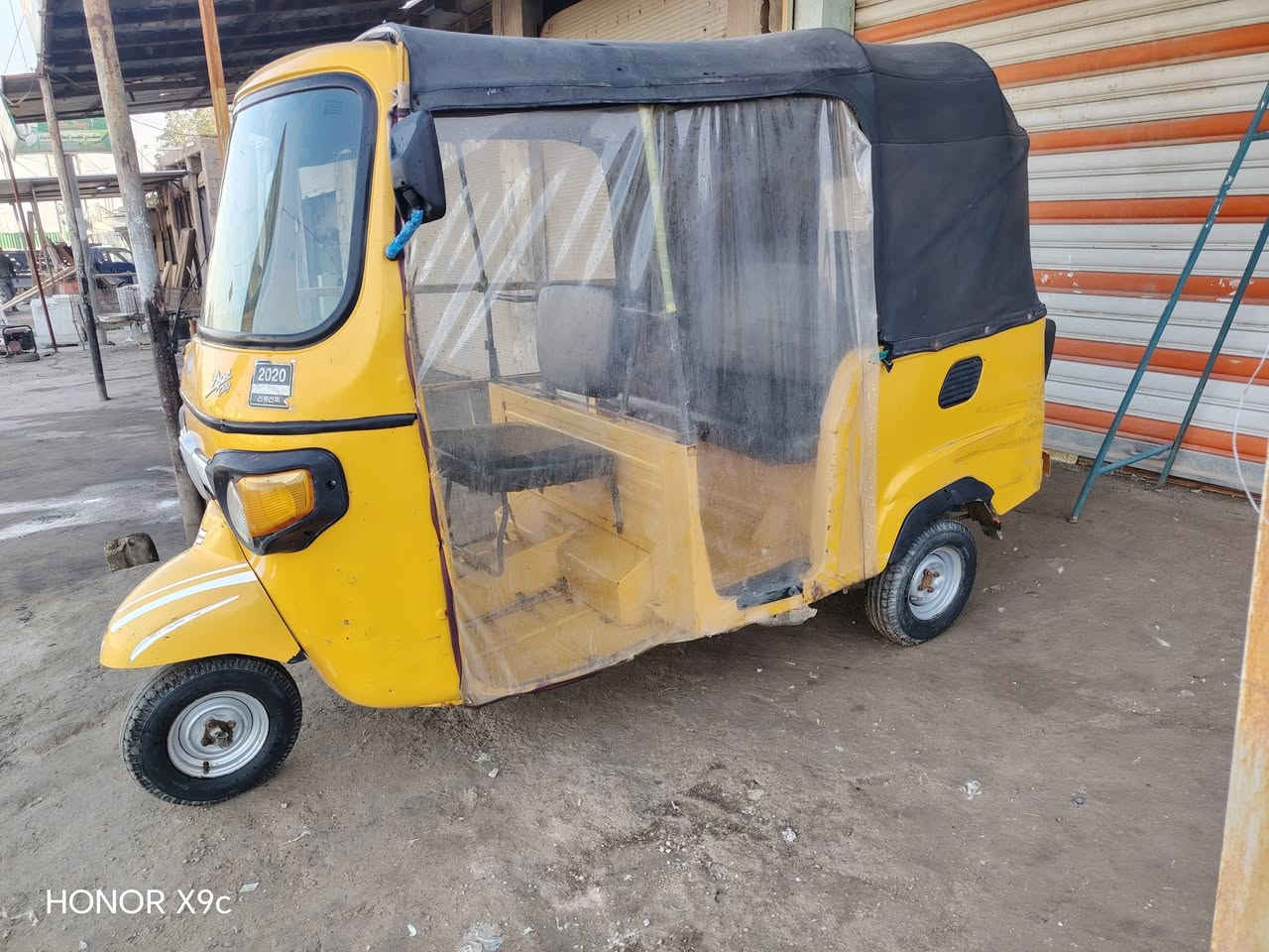 السلام عليكم تك تك موديل 2020 البيع
بياجو ***********
