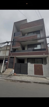 شقه ديلوكس • ٢٥٠م • ٣غرف