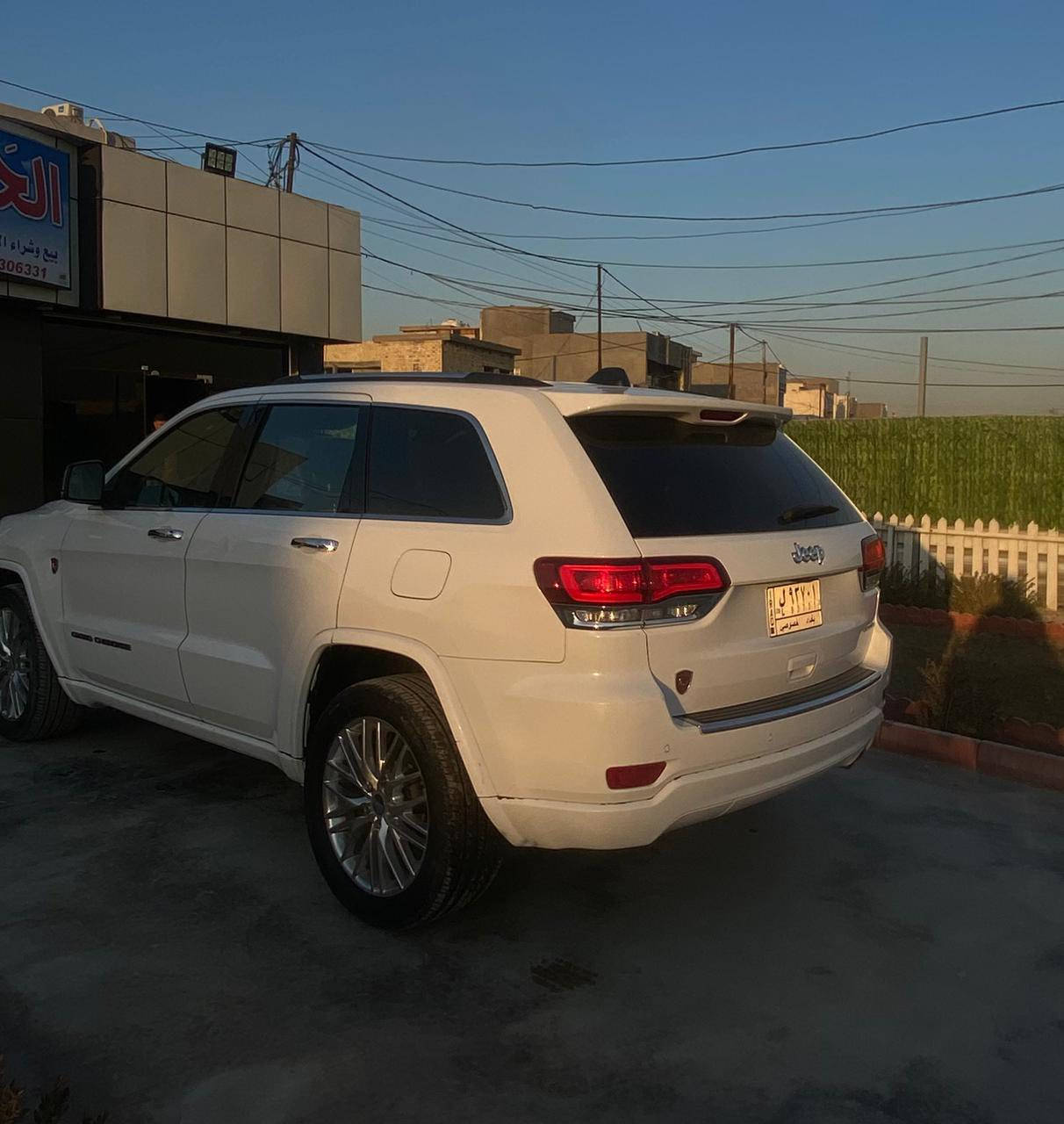 جيب 2020 
فول مواصفات ليمتد
الويل كب بس4 السبير عادي
ماشيه 67000 
رقم بغداد باسمي
كشنات جلد تدفئه وتبريد
مري شفط
سياره بصمه
تشغيل عن بعد
حجم المحرك 3500
بأختصار السياره فول مواصفات ما عدا الجكات  السعر ٢٧٠ وبيه مجال ***********
