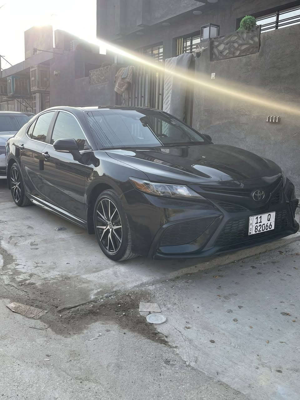 كامري 2023 وارد امريكي
بجم كبس 
ضرر بابين جه السايق فقط 
سياره على وضع الشركه 
ماشيه 60 الف 
رقم بغداد الجديد 
مواصفاتsE 
مكان بغداد ابو غريب 
سعر 205$ 
فقط بيع  نقد 
تواصل ***********
