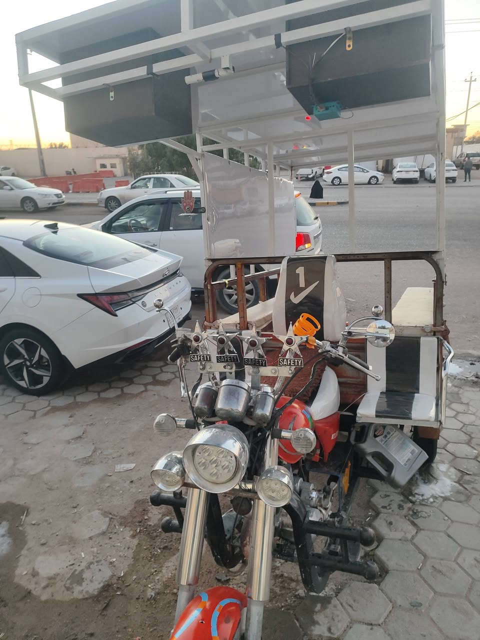 ستوته اختيار للبيع اوراق 2015نضيف كلش وجاهزه محجر ستوتني مسكمه ودعميه وكراسي السعر 1800 وبيه مجال للشراي ***********
