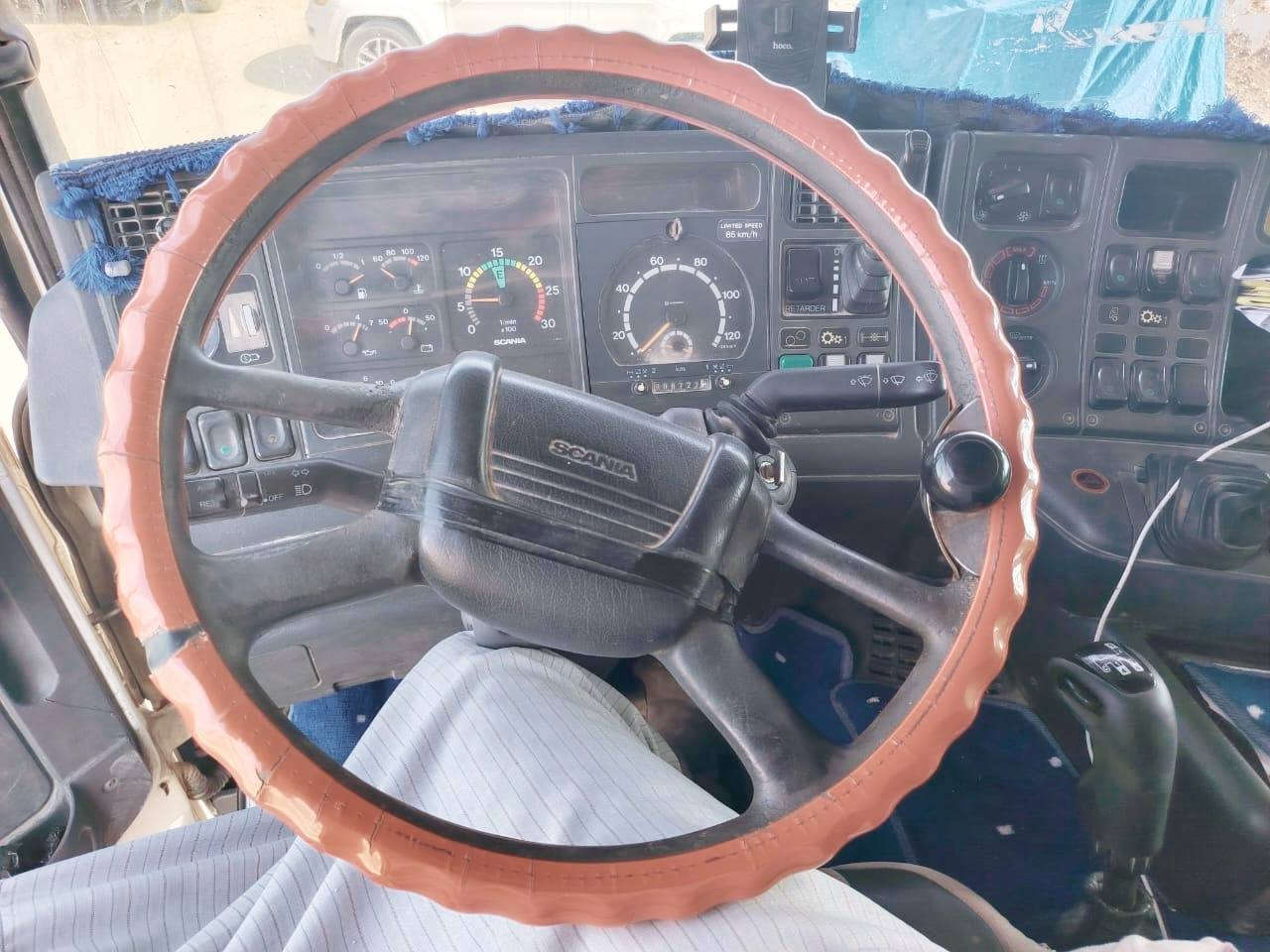 السلام عليكم سكانيه سكس بس راس شيراوي كفاله عامه رقم بصره طخم تاير جديد موديل 2007 اصل مامعلايه السعر على رقم ***********
