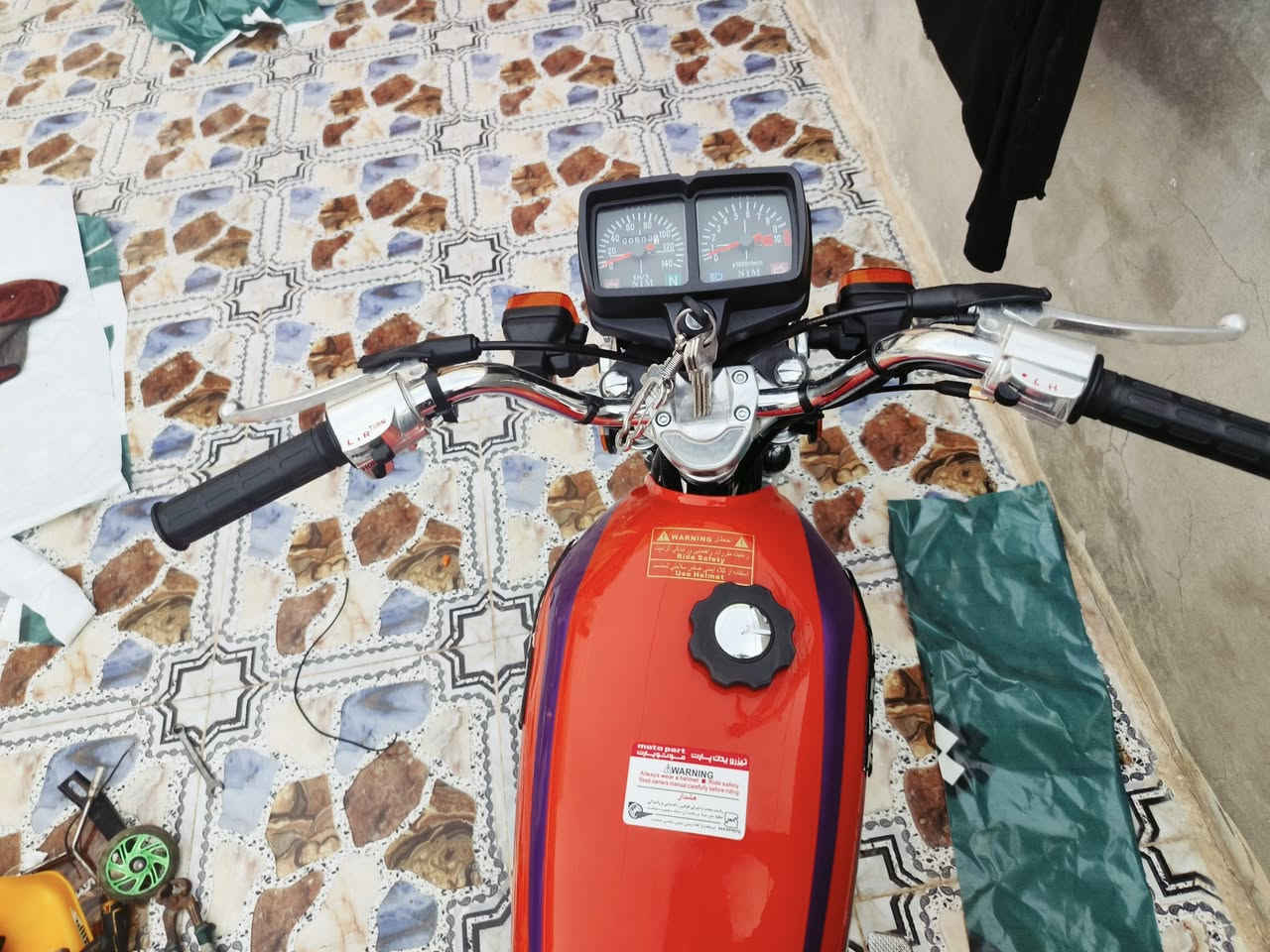 سلام عليكم
نامه للبيع موديل 26

مكفوله من كلشي بعده جديدة 

لستفسار ***********
