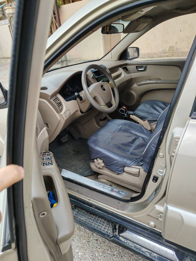 كياسبورتج للبيع موديل 2009 سنويه جديد هه زه جديد سياره كفاله عامه اي عيب مابي كير محرك شرط سعر 122ورقه مجال استفسار انتصل *********** كركوك, العراق
