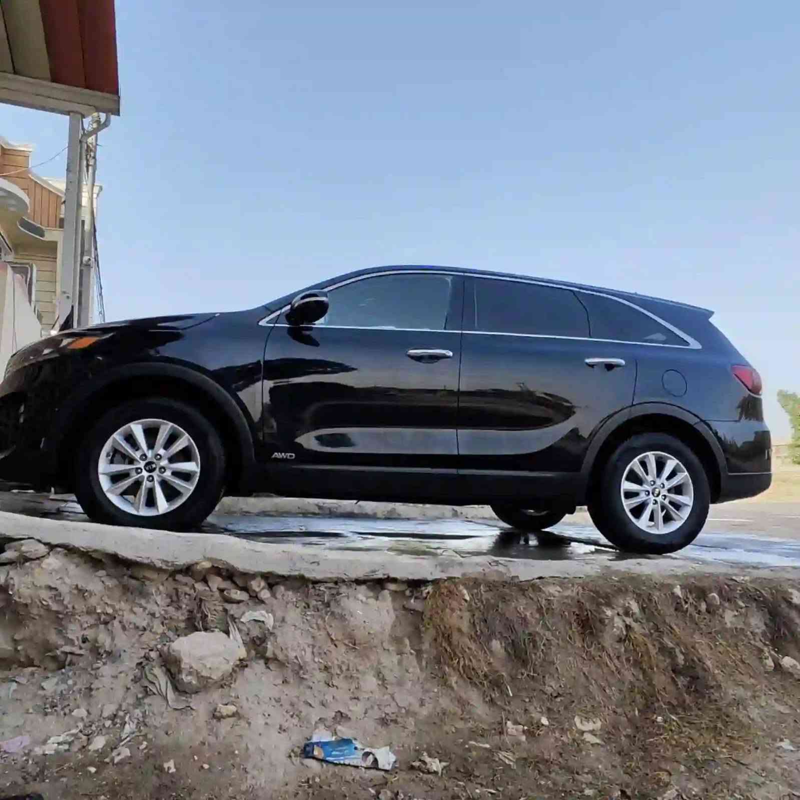 السلام عليكم جميعاً... اللهم صل على محمد وآل محمد..سورنتو الوارد الامريكي موديل 20 حادث بسيط مواصفات عاديه باسمي رقم انكليزي بابل وسط مدينه الحله..من أمريكا الي مباشر عن طريق شركة نجمة بابل..صار عندي اربع سنوات استخدام شخصي...ومن الله التوفيق والرزق...للبيع فقط...***********
