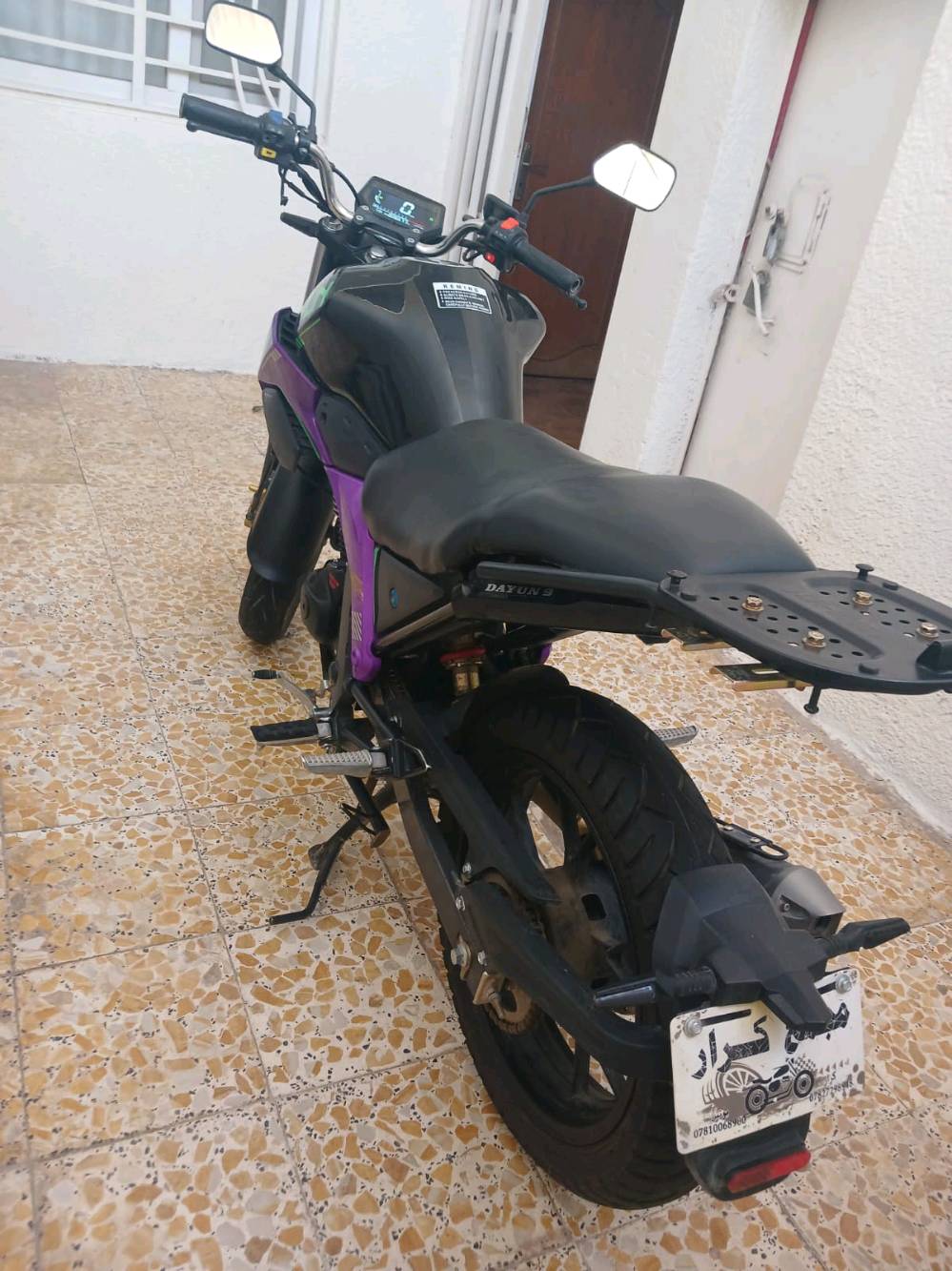 سلام عليكم شباب دراجه دايون ميكا موديل 23رقم وسنويه مداور شوكت مايعجبك دراجه جديده محرك حجم 200وهواي تفاصيل بيها صراحه ماعرفه بيه بعد بس مواصفات بيها هواي سعر مليونين و5٠٠ سبب البيع عندي بناء مكاني كربلاء حي لمعلمين ***********