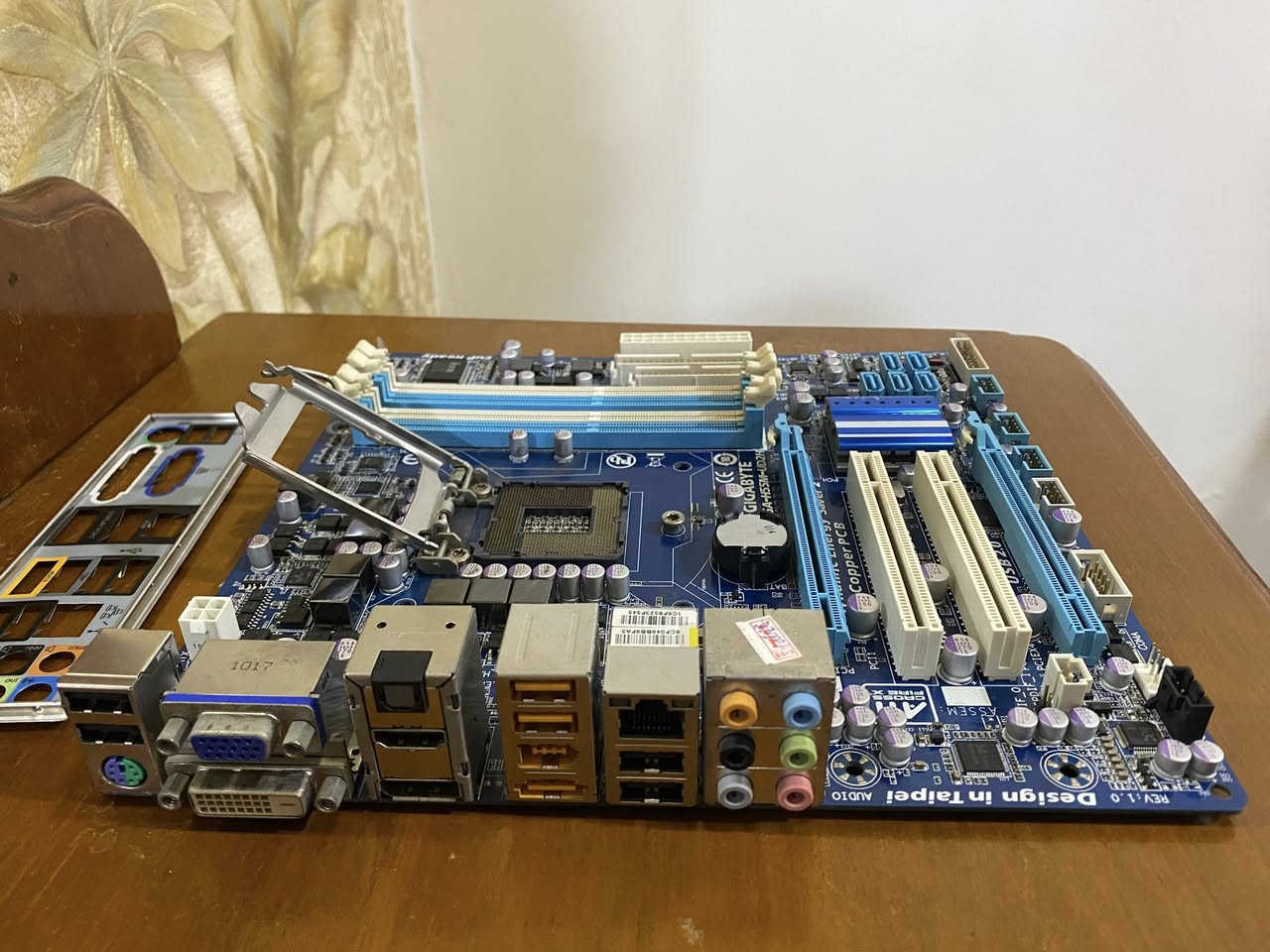 ما اعرف سعره .. حط سعرك و بالعافية ..
يوجد توصيل


**إذا كنت صاحب هذا الإعلان وتريد حذفه لأي سبب، رجاءا أرسل رسالة إلى الدعم الفني**