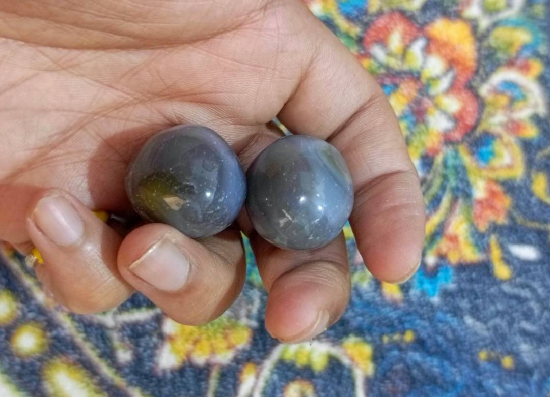 السلام عليكم ..زوج سليماني رصاصي بي اصفر وبي لون احمر قليل قديم مامثقوب قديم جدا نگوله معدله ..سعرهن 65 مع التوصيل


**إذا كنت صاحب هذا الإعلان وتريد حذفه لأي سبب، رجاءا أرسل رسالة إلى الدعم الفني**