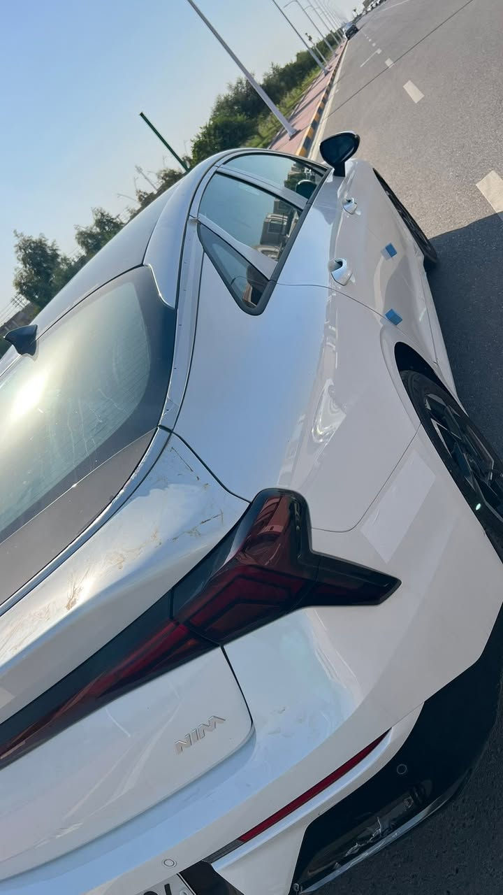 K5 2026 خليجي فول
K5 2026 كفاله عامة السيارة ماشية 
900 كيلو فقط زيرو زيرو بعدها ب تجاليد الشركة + السيارة تحت الضمان و السيارة فول مواصفات تشغيل عن بعد بانوراما حساسات 360 درجة و مكفوله عام

مكاني بصرة 
فقط واتساب ***********
السعر 243$ زيرووو
