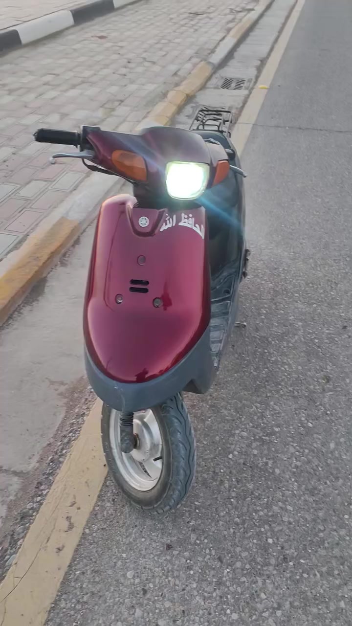 السلام عليكم ورحمة الله دراجه للبيع بطه مكفوله من مكينه كير روله شرط كلهن فول مال جناي الله شاهد دهن مفوله بانزين فول سلف هندر لايت هورن كلها شغاله بس كيلو متر ميشتغل لبقيه شغل وطلع وسعرها بلاش مال مستعجل ب 200اله ربع متصير مكاني كربلاء رقمي ***********
