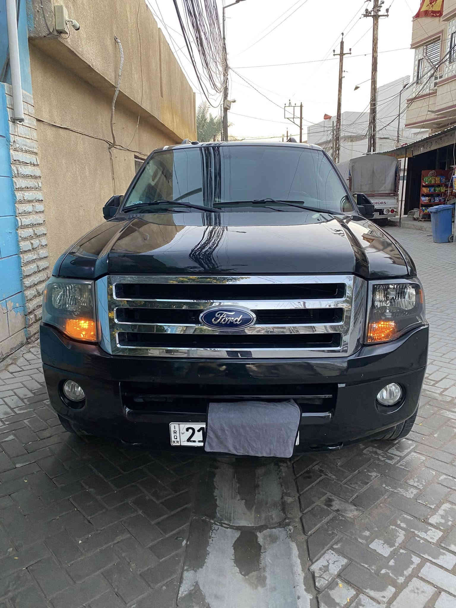 ***********رقم هاتف
فورد اكسبديشن ٢٠13وارد خليجي شركة نيڤا ليميتد ومعروف هذا النوع 
سيارة فول مواصفات محرك مرغوب ٨سلندر
مواصفات-سلايت-كشن كهرباء-كشن غزن-كشن بارد-حار-دوسات كهرباية-٧راكب-تحكم ستيرن كامل
فورويل-٤*٤-سندوق شفط-كود باب-حساسات امامي خلفي-بعد مواصفات هواية 
سيارةً جديد كلش واحد على واحد من دعامية لل دعامية 
سياره بأسمي سنويه وهزه جديده بغداد الكريعات الله شاهد متوازي على بيعها لشراء بيت سياره خاصه مالت بيت مال جنايه 
تخم تايرات صدر جديد بشرط 
كير محرك كفاله ترايك مع التبريد من زاخو للفاو كهربائيات كلها شغاله مابيها عيب فقط بارد باب السايق وصبغة الباب توحيد لون اخوان سياره مال جنايه كلش حلوه نصبتها تخبل
السعر 185$ قفل الميعجبه السعر يسمعنه كلمه حلوه الله يسهل امر الجميع سياره ليميتد مو عادي
