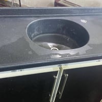 كاونتر مرمر • ثلاجة نظيفة • أوفن شغال