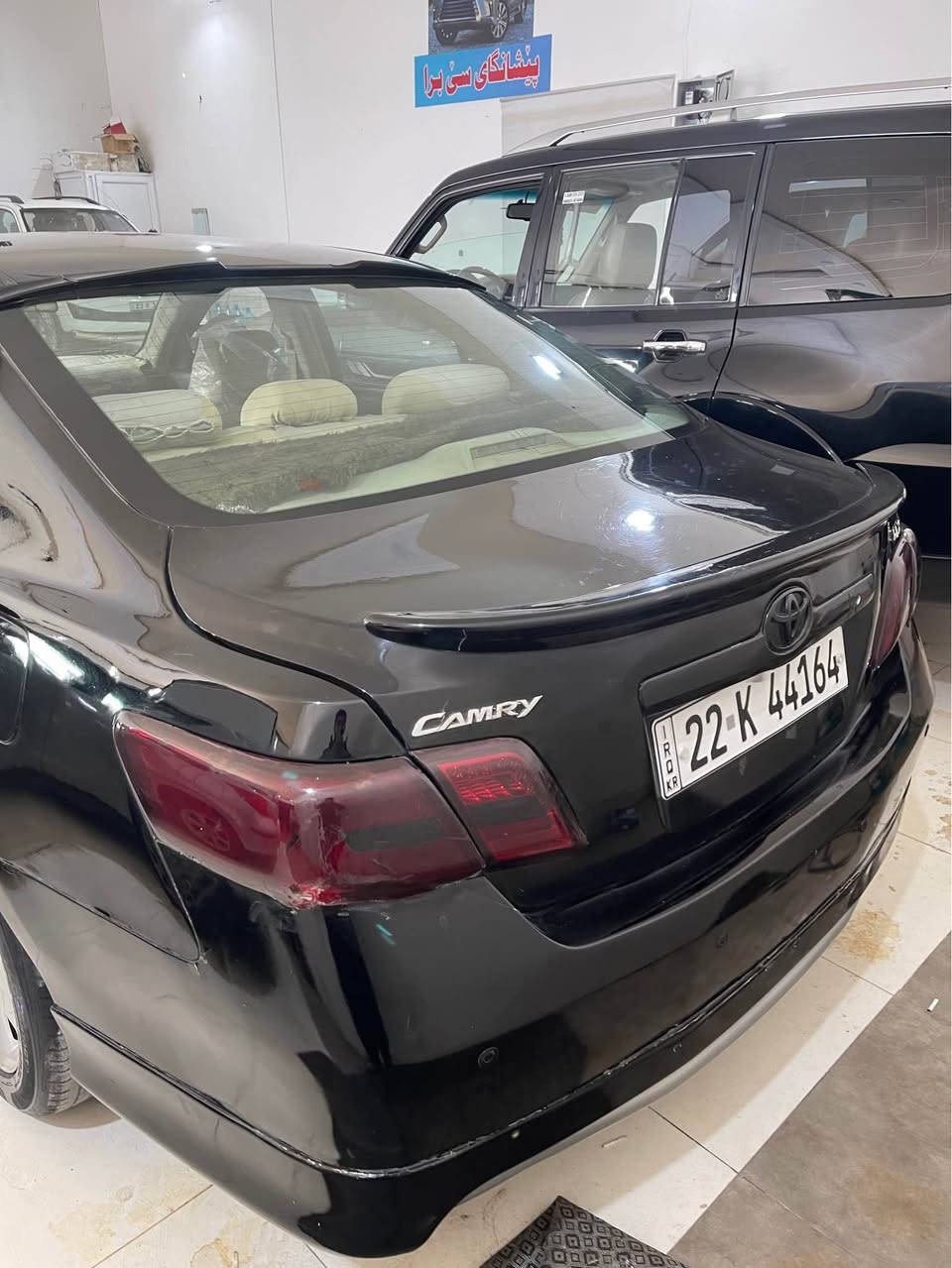 تۆیۆتا کامری 2008 ڕەقەم و سەنەوی نوێیە 
گێڕ و مەکینەی بەشەرت بڕاوەی بەشەرت تەحویل و غەرامەی بەشەرت 
سەیارەکە عام صبوغە 
سعری 75 گەڵا و مەجال 
***********
هەولێر بنەسڵاوە أربيل, العراق
