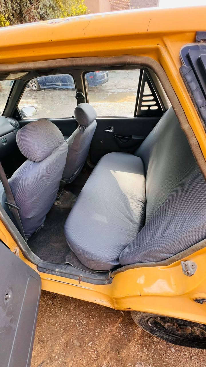 سلام عليكم   سايبه للبيع موديل ١١ سياره جاهزه بس محرك يدخن تحويل مباشر بسم المشتري تجي بس تبصم تأخذ سنويه بسمك ورقم انكليزي كل مصاريف عليه تأخذ صافي سعر 26ورقه باقي تفاصيل ***********
