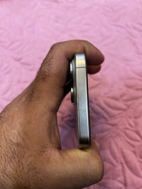 ايفون 15 بروماكس بطاريه 86 بي فطر صغير بالضهر سعر مليون  07750333114