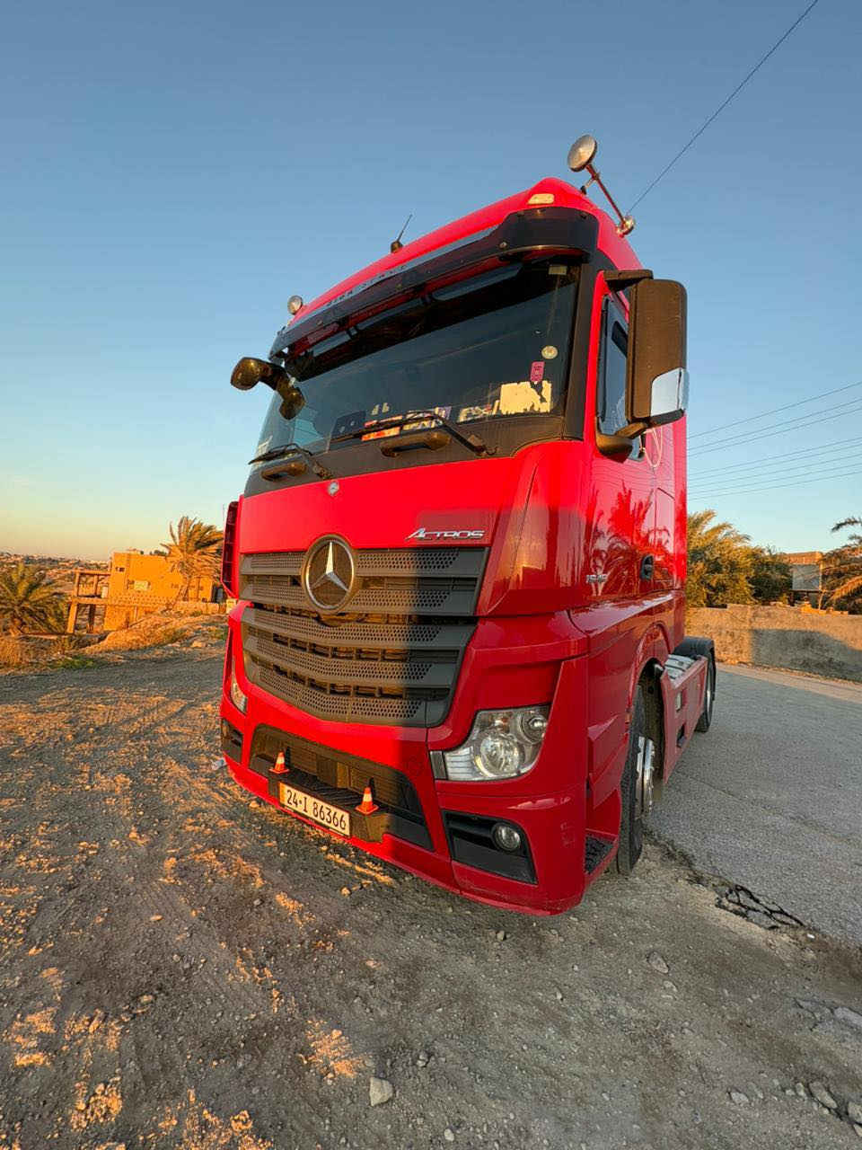 اكتروس وحش موديل 2017 حجم 1845 كور عالي رقم دهوك سنويه راس فقط السياره فول مواصفات تخم تاير كامره حساس ريتايدر جاهزه للشغل 
السعر / 360$ وبيهه مجال 

معرض الرشيد لتجارة السيارات 
للاستفسار / ***********
