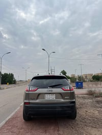 جيب • ٢٠١٩ • ٤ سلندر