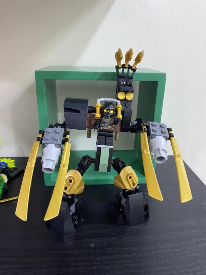متوفر ليكو نينجاكو للبيع LEGO 👍🏼


**إذا كنت صاحب هذا الإعلان وتريد حذفه لأي سبب، رجاءا أرسل رسالة إلى الدعم الفني**