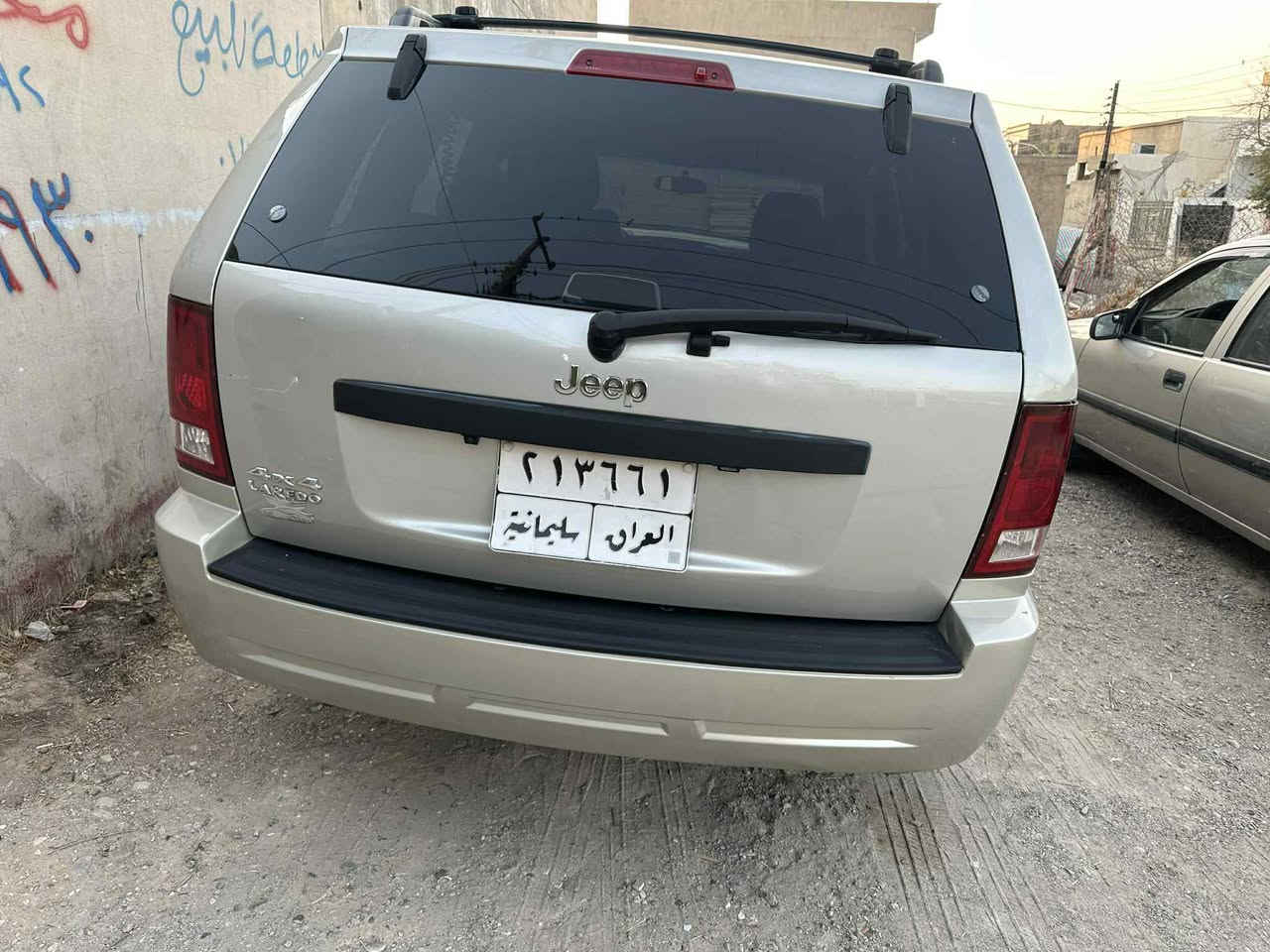 جيب لا ريدو موديل 2008دبل اكسل گيرو محرك واكسل بالشرط كهربائيات تدفىه تبريد شغال سنويه 2027شهر 4صبغاربع قطع بدون دواخل بس رش السعر 97مكانى كركوك موبايل***********كورك***********
