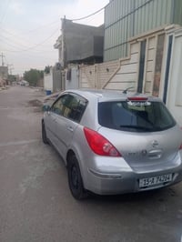 فيرسا 2009 قطعة ونص صبغ سعرها70 وبيه مجال 07815103705 07723454284