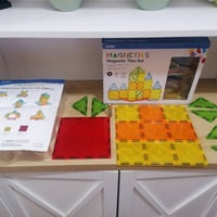 بلاط مغناطيسي • ١٦ قطعة • حجم كبير