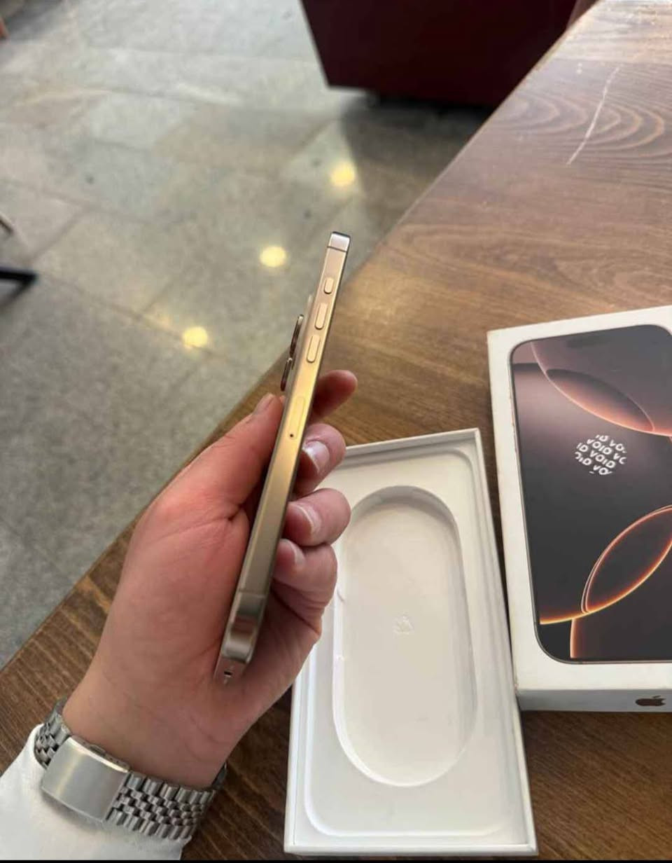 ايفون 16 برو ماكس 256 gb البطارية 89 نضافه ٪100 والجهاز وكالة السعر 1250 وبي مجال بصيط للطيبين


**إذا كنت صاحب هذا الإعلان وتريد حذفه لأي سبب، رجاءا أرسل رسالة إلى الدعم الفني**