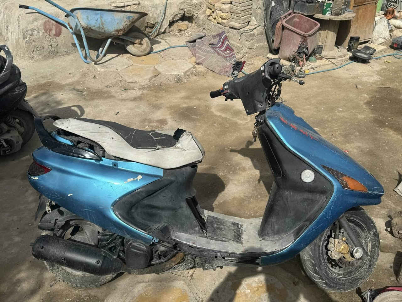 دراجه للبيع مكينه مامجيوسه ولامجفته
للبيع رقم راعيهه 
***********
