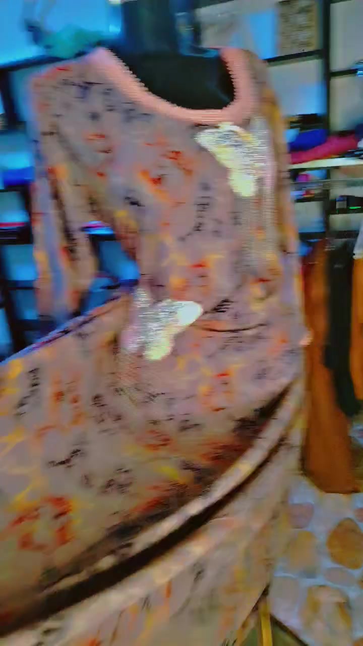 خياطه مودرن للنساء السليمانيه بكرة جو القديم خلف الاسايش للتواصل ***********
