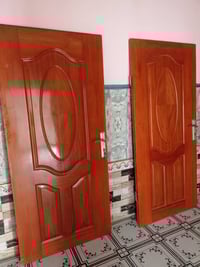 باب..عدد2الطول 196والعرض 87السعر للباب الواحد 125مع محجر الطول ست أمتا...