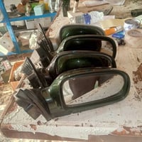 دايو لانوس • جهة يمين • مرايات حاوية