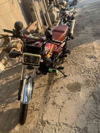 دراجه البيع محرك دايوان ضاغطه و زنجبيل  السعر خاص الرقم ٠٧٧٤٨١٠٣٩٧٨