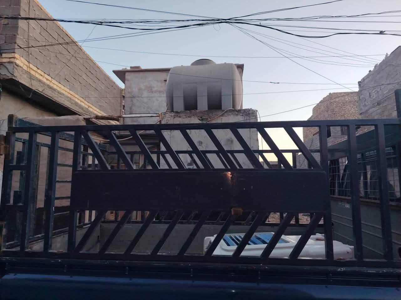 سلام عليكم محجر كيه نثيه لبيع جديد لسعر ٢٠٠وبيه مجل لشريه***********
