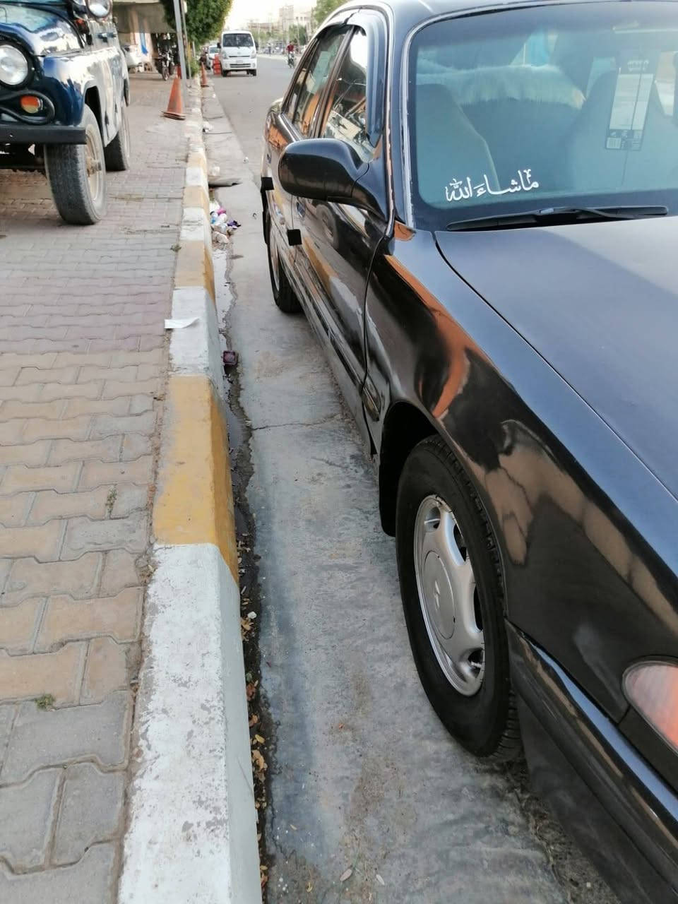 سلام عليكم البيع سياره سوناتا٢ نظيفه كير عادي تبريد شغال مكانه هيت سعره ٤٠ وبيه مجال ***********
